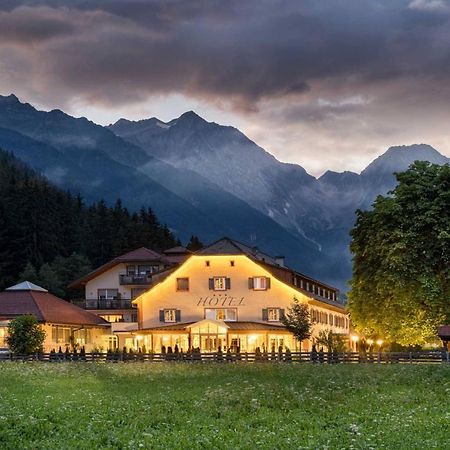 Hotel Bad Salomonsbrunn Antholz-Mittertal Exteriör bild