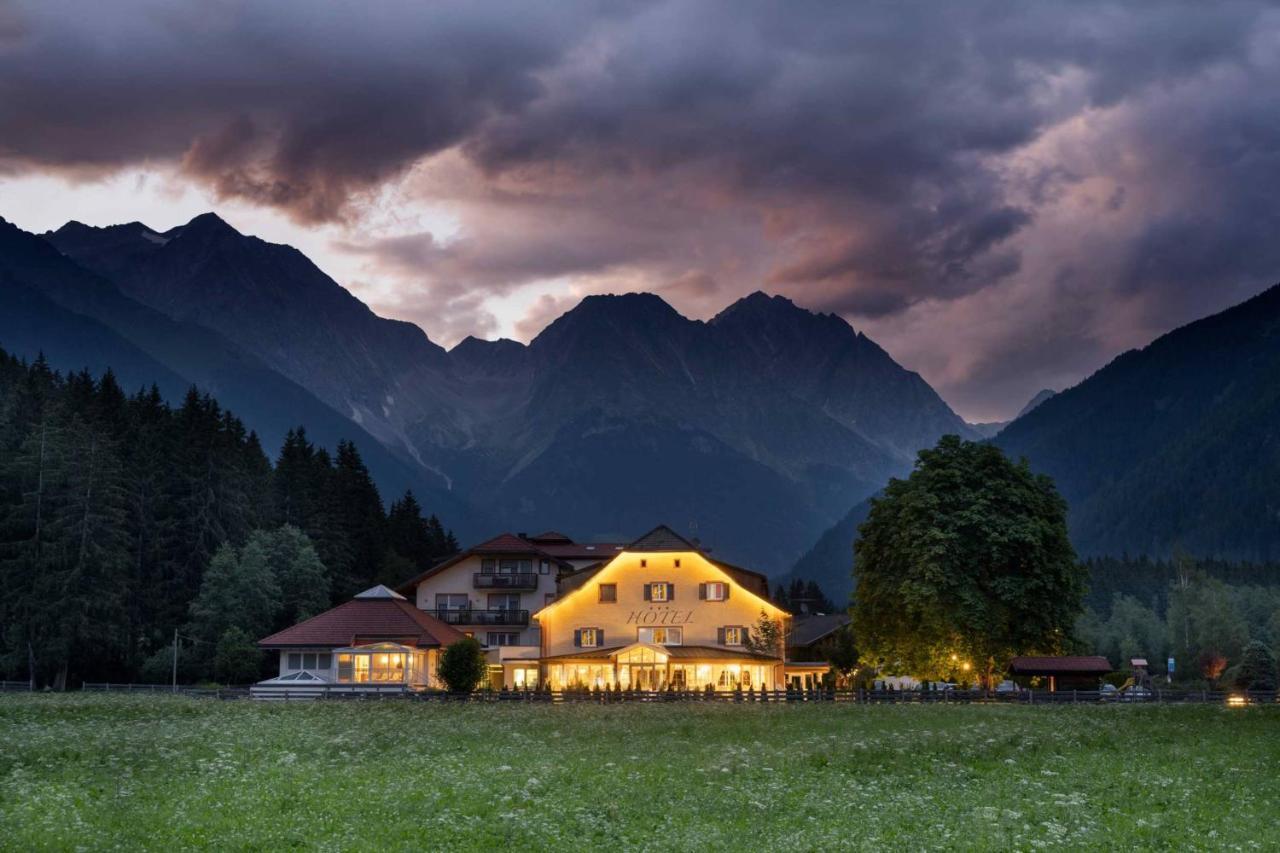 Hotel Bad Salomonsbrunn Antholz-Mittertal Exteriör bild