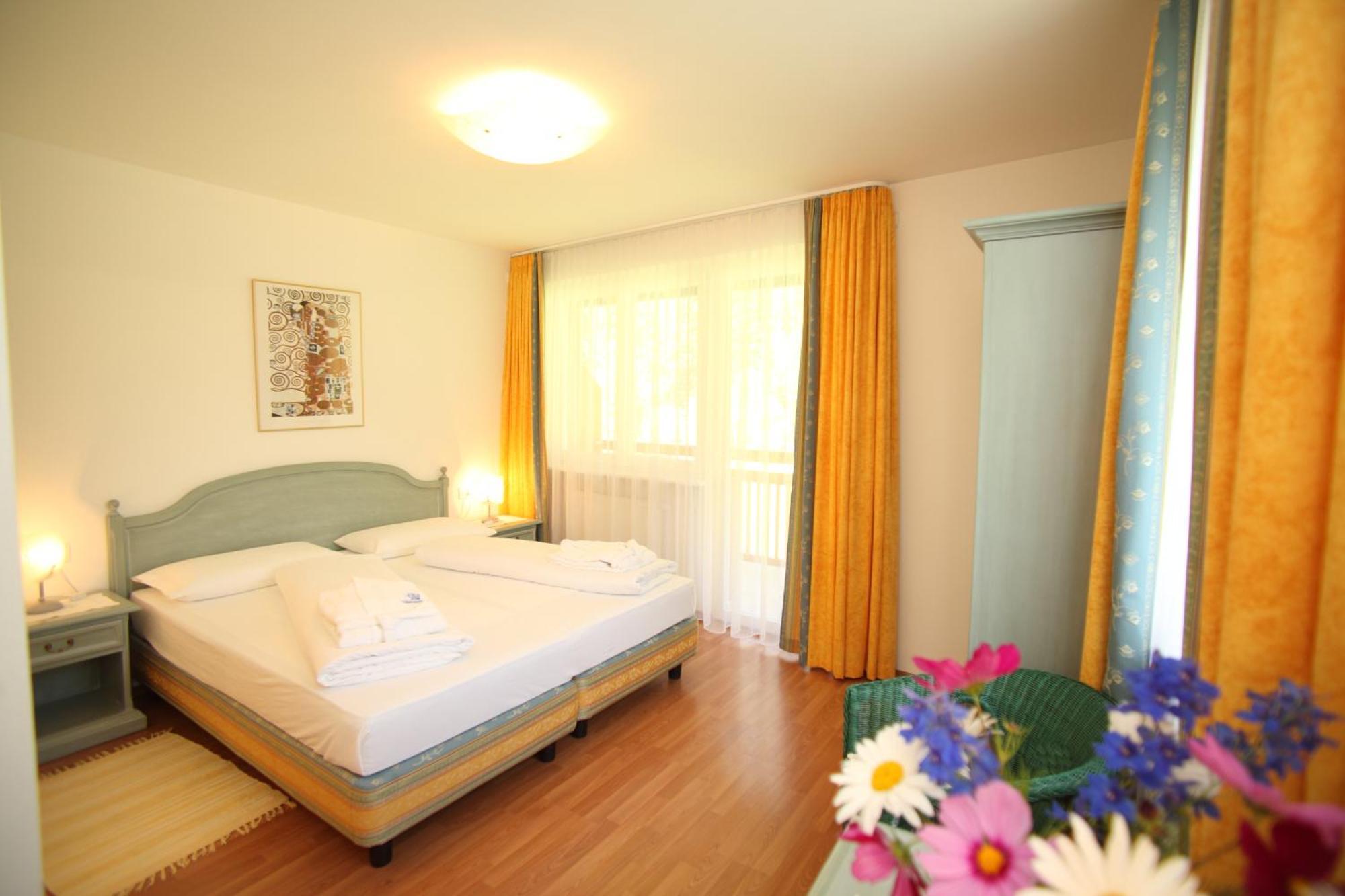 Hotel Bad Salomonsbrunn Antholz-Mittertal Exteriör bild